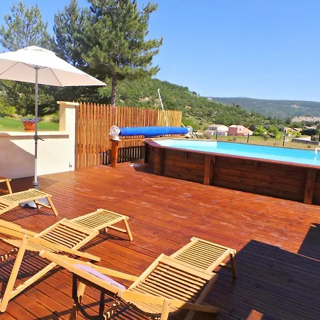 Bed & Breakfast Des Ferrayes 3*