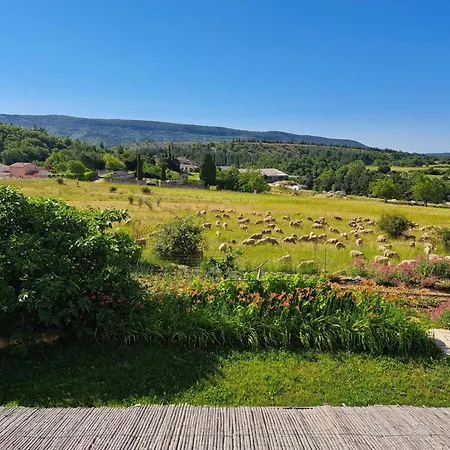 Des Ferrayes Bed & Breakfast 3*