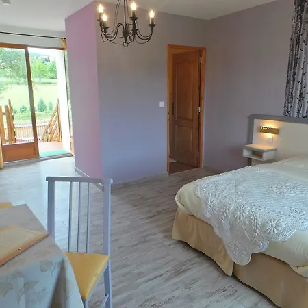 فندق مبيت وإفطار Des Ferrayes 3*